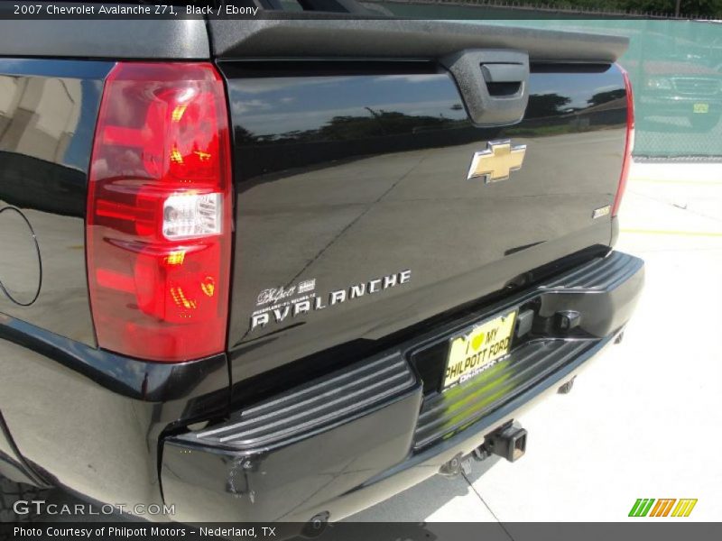 Black / Ebony 2007 Chevrolet Avalanche Z71