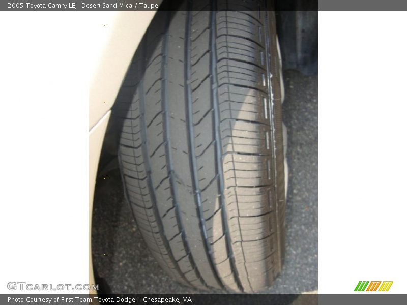 Desert Sand Mica / Taupe 2005 Toyota Camry LE