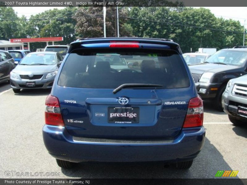 Indigo Ink Pearl / Ash Gray 2007 Toyota Highlander Limited 4WD