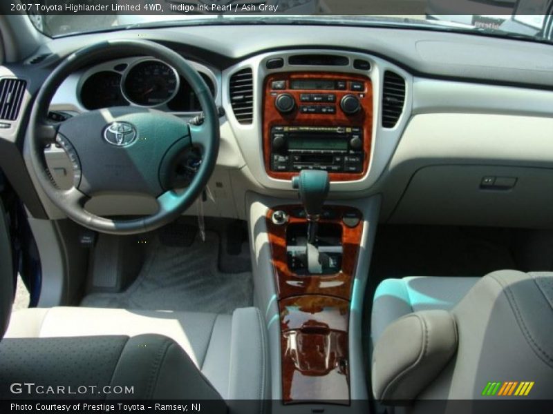 Indigo Ink Pearl / Ash Gray 2007 Toyota Highlander Limited 4WD