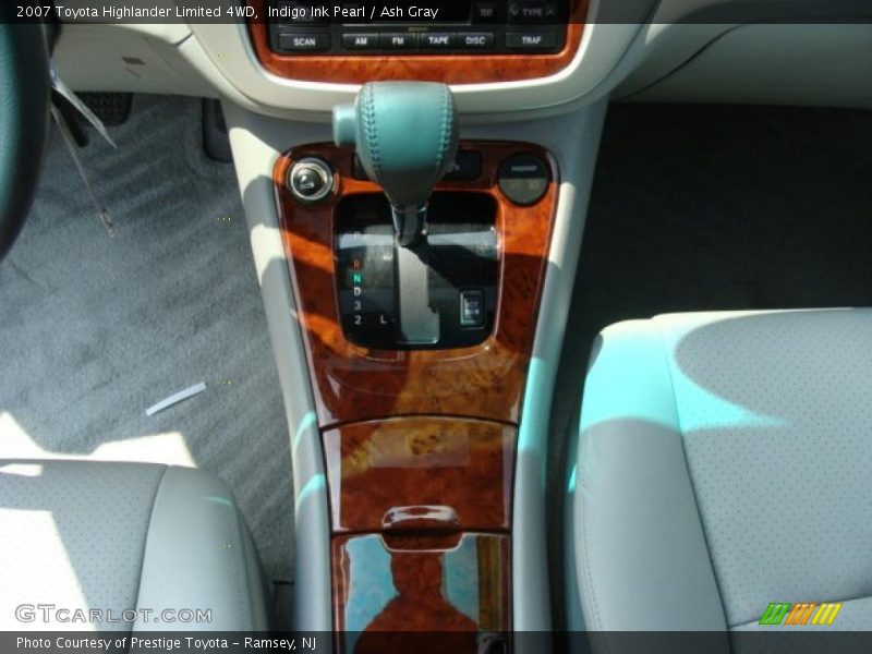 Indigo Ink Pearl / Ash Gray 2007 Toyota Highlander Limited 4WD