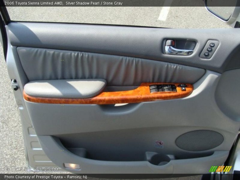 Silver Shadow Pearl / Stone Gray 2006 Toyota Sienna Limited AWD