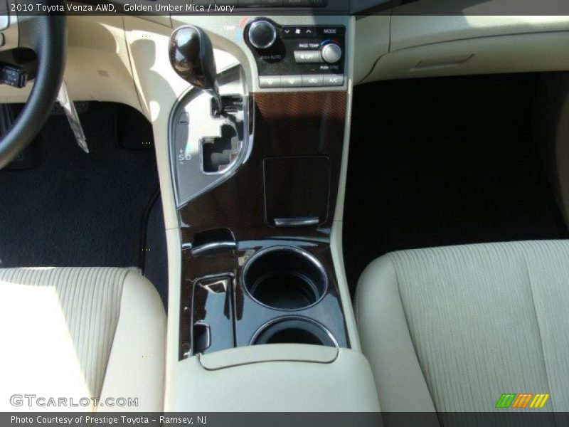 Golden Umber Mica / Ivory 2010 Toyota Venza AWD