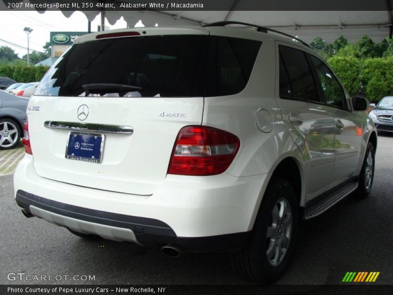 Alabaster White / Macadamia 2007 Mercedes-Benz ML 350 4Matic