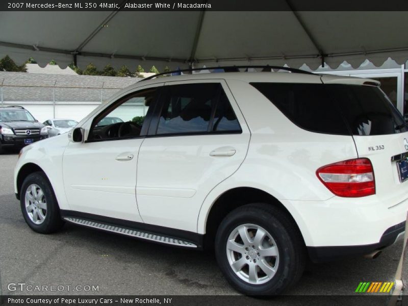Alabaster White / Macadamia 2007 Mercedes-Benz ML 350 4Matic