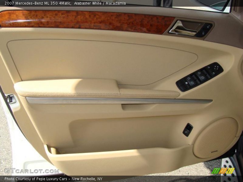 Alabaster White / Macadamia 2007 Mercedes-Benz ML 350 4Matic