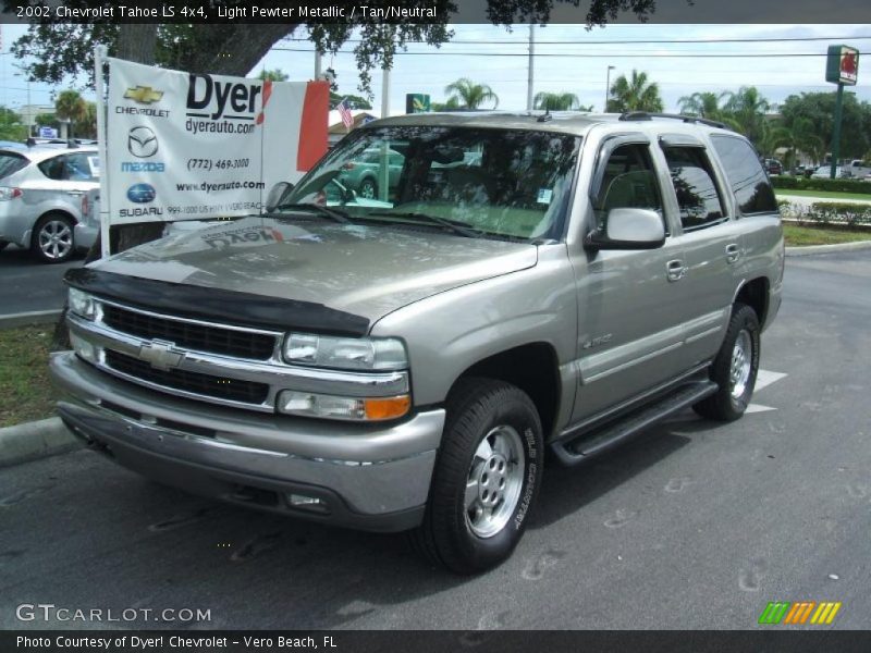 Light Pewter Metallic / Tan/Neutral 2002 Chevrolet Tahoe LS 4x4
