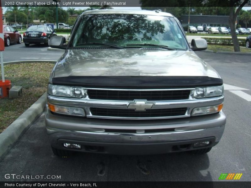 Light Pewter Metallic / Tan/Neutral 2002 Chevrolet Tahoe LS 4x4