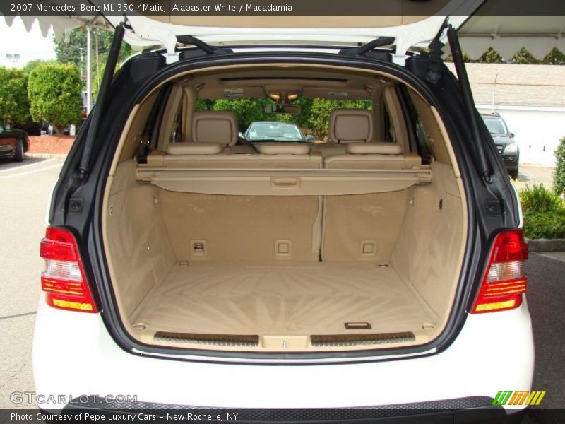 Alabaster White / Macadamia 2007 Mercedes-Benz ML 350 4Matic