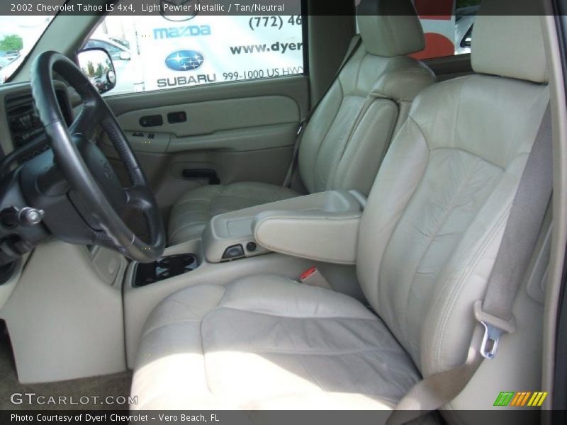 Light Pewter Metallic / Tan/Neutral 2002 Chevrolet Tahoe LS 4x4