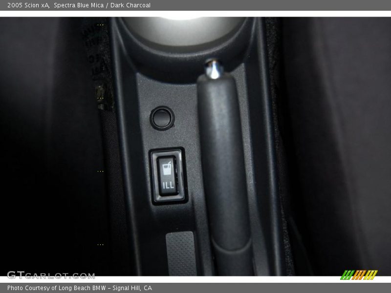 Spectra Blue Mica / Dark Charcoal 2005 Scion xA