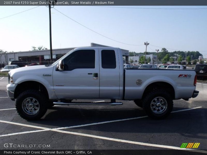 Silver Metallic / Medium Flint 2007 Ford F250 Super Duty XLT SuperCab