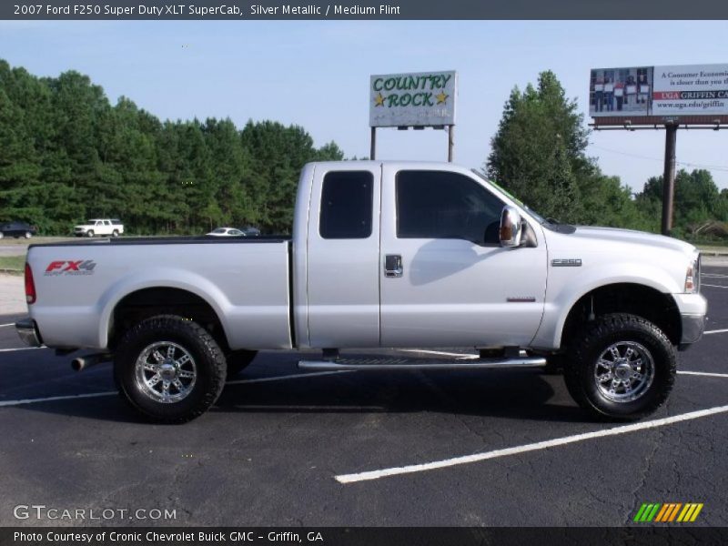Silver Metallic / Medium Flint 2007 Ford F250 Super Duty XLT SuperCab