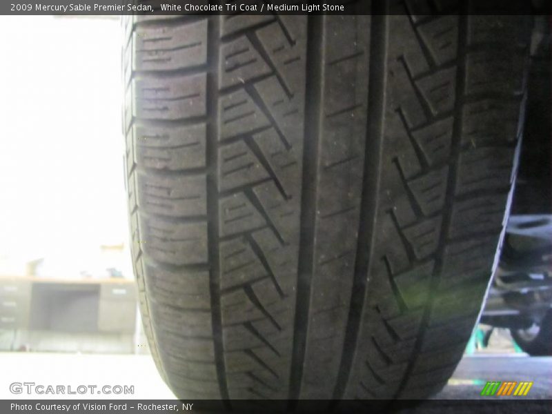 White Chocolate Tri Coat / Medium Light Stone 2009 Mercury Sable Premier Sedan