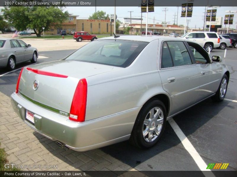 Light Platinum / Ebony 2007 Cadillac DTS Luxury