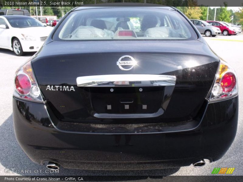 Super Black / Frost 2010 Nissan Altima 2.5