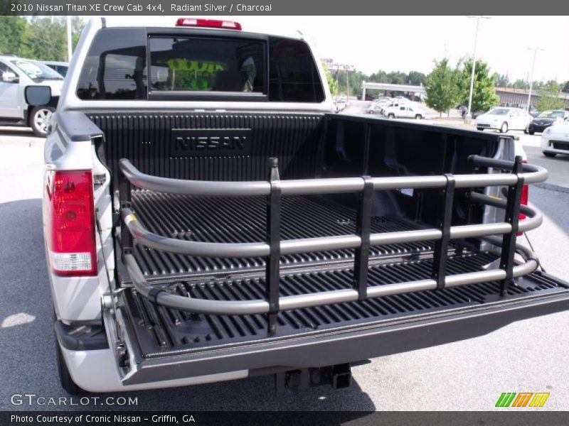 Radiant Silver / Charcoal 2010 Nissan Titan XE Crew Cab 4x4