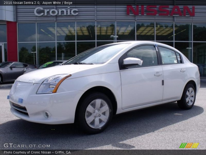 Aspen White / Beige 2010 Nissan Sentra 2.0