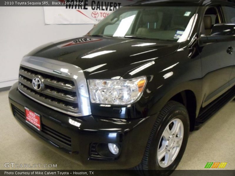 Black / Sand Beige 2010 Toyota Sequoia SR5