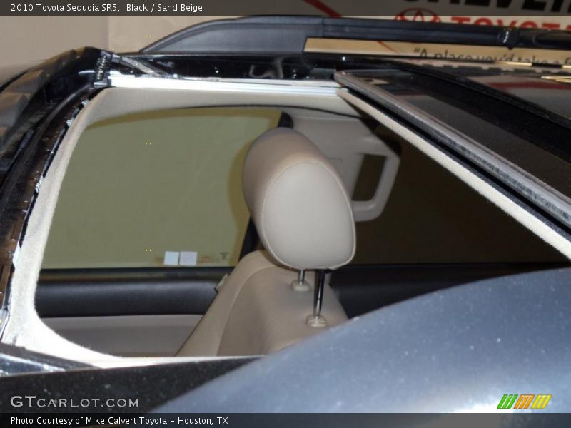 Black / Sand Beige 2010 Toyota Sequoia SR5