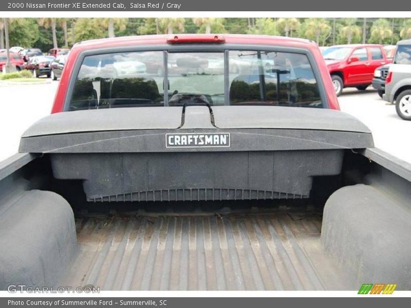 Salsa Red / Gray 2000 Nissan Frontier XE Extended Cab