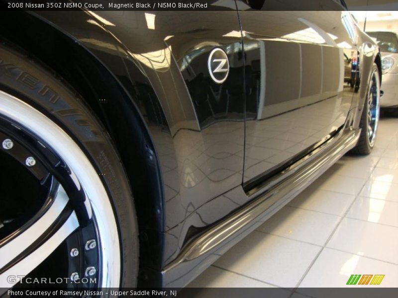 Magnetic Black / NISMO Black/Red 2008 Nissan 350Z NISMO Coupe