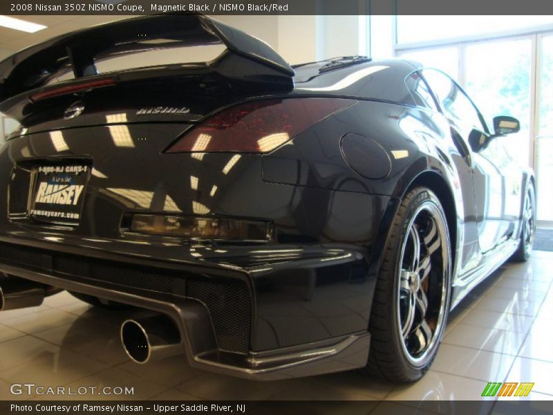 Magnetic Black / NISMO Black/Red 2008 Nissan 350Z NISMO Coupe