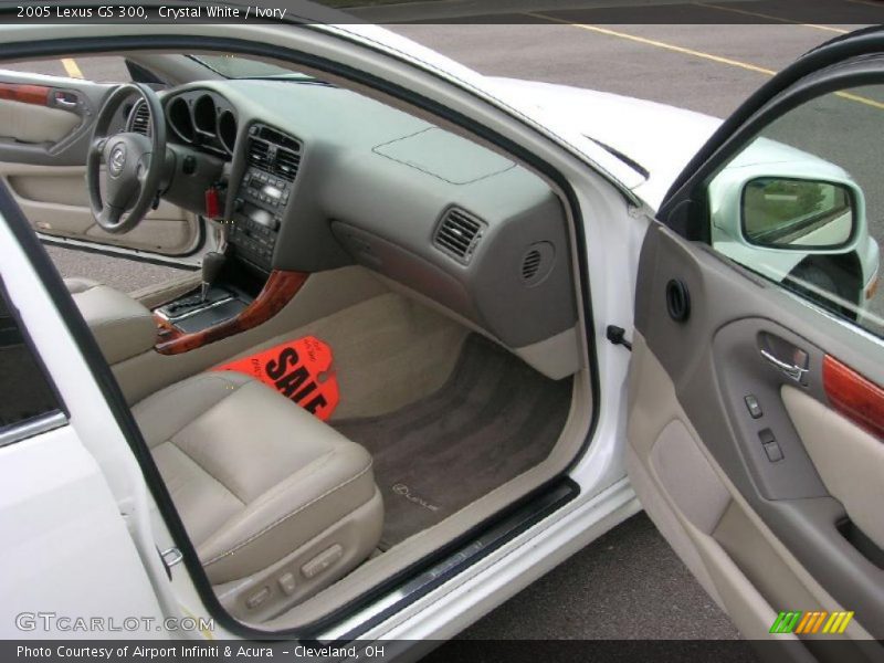 Crystal White / Ivory 2005 Lexus GS 300