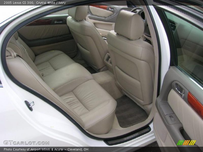 Crystal White / Ivory 2005 Lexus GS 300