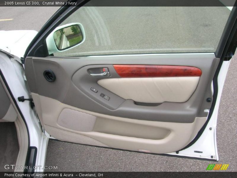 Crystal White / Ivory 2005 Lexus GS 300