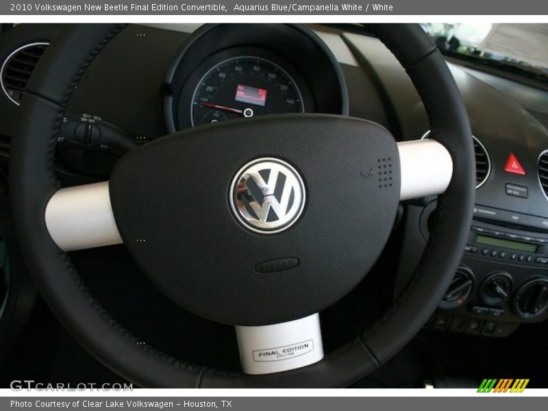 Aquarius Blue/Campanella White / White 2010 Volkswagen New Beetle Final Edition Convertible