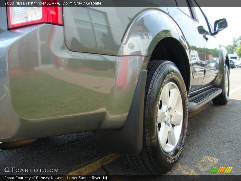 Storm Gray / Graphite 2008 Nissan Pathfinder SE 4x4