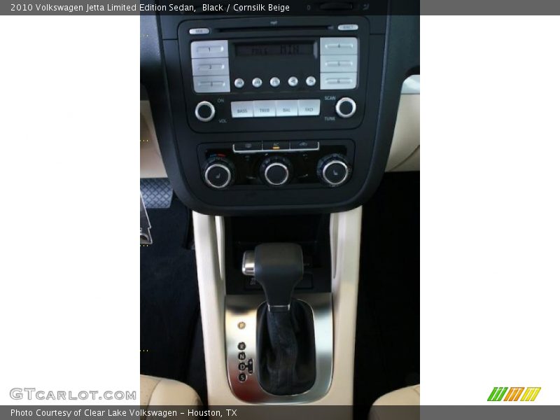 Black / Cornsilk Beige 2010 Volkswagen Jetta Limited Edition Sedan