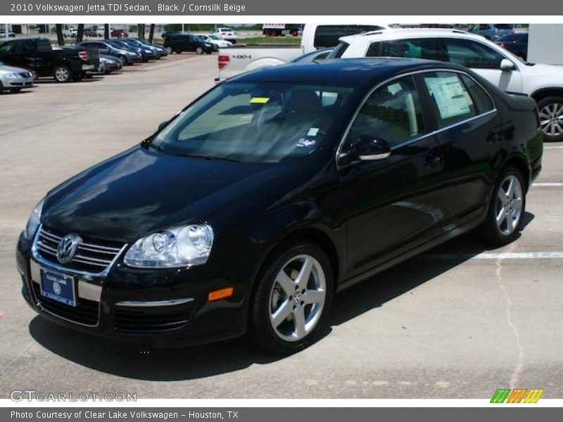 Black / Cornsilk Beige 2010 Volkswagen Jetta TDI Sedan