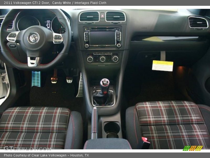 Candy White / Interlagos Plaid Cloth 2011 Volkswagen GTI 2 Door