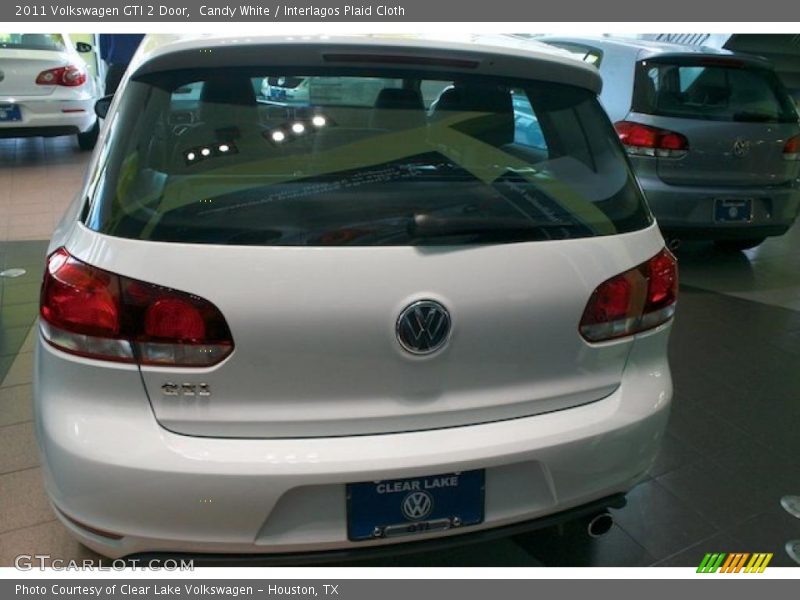 Candy White / Interlagos Plaid Cloth 2011 Volkswagen GTI 2 Door
