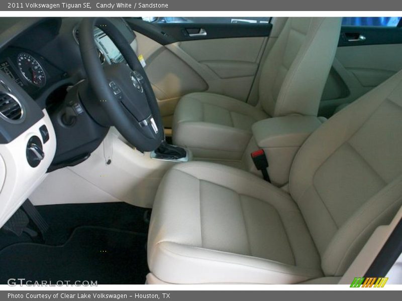 Candy White / Sandstone 2011 Volkswagen Tiguan SE
