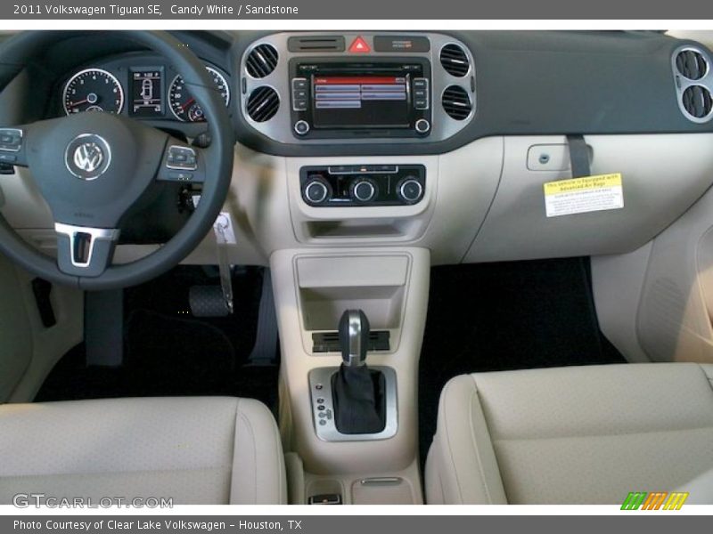Candy White / Sandstone 2011 Volkswagen Tiguan SE