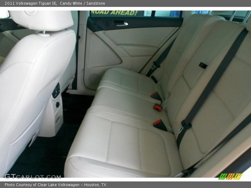 Candy White / Sandstone 2011 Volkswagen Tiguan SE