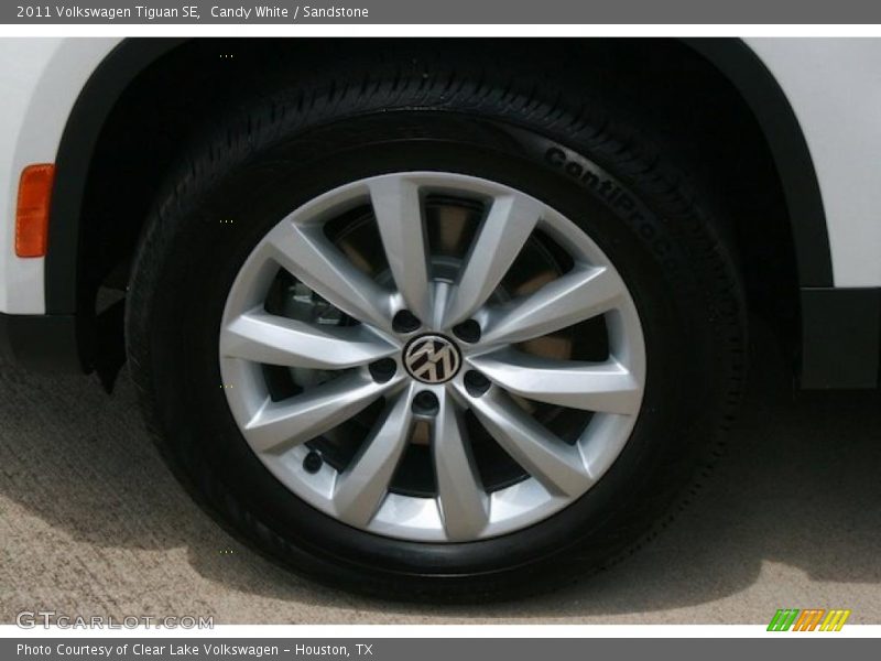 Candy White / Sandstone 2011 Volkswagen Tiguan SE