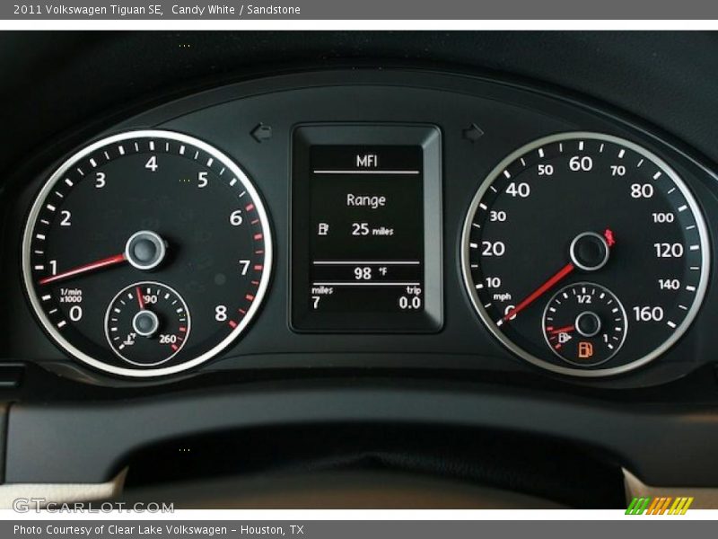 Candy White / Sandstone 2011 Volkswagen Tiguan SE