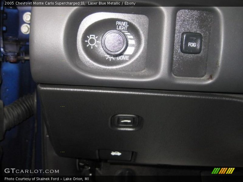 Laser Blue Metallic / Ebony 2005 Chevrolet Monte Carlo Supercharged SS