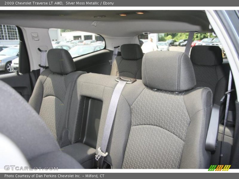 Silver Moss Metallic / Ebony 2009 Chevrolet Traverse LT AWD