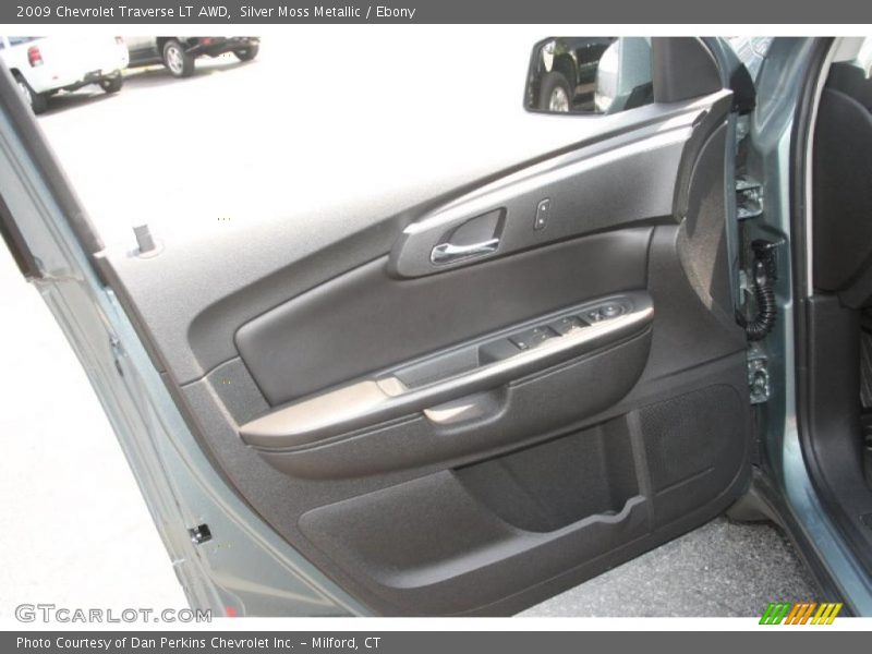 Silver Moss Metallic / Ebony 2009 Chevrolet Traverse LT AWD