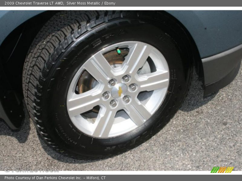 Silver Moss Metallic / Ebony 2009 Chevrolet Traverse LT AWD