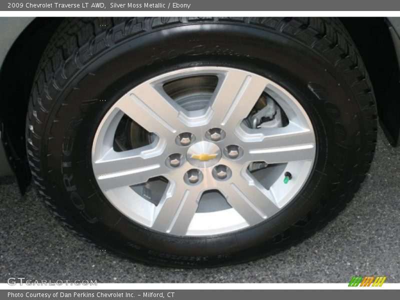 Silver Moss Metallic / Ebony 2009 Chevrolet Traverse LT AWD