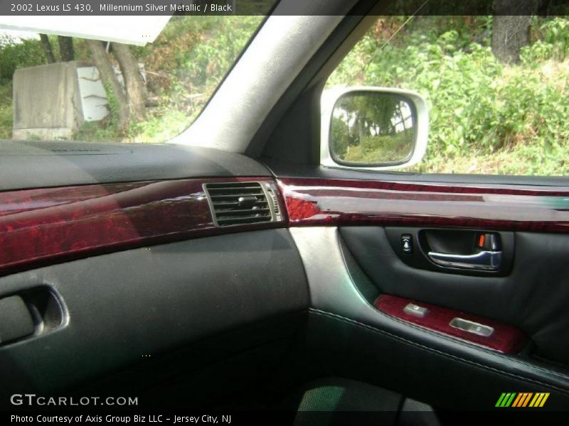 Millennium Silver Metallic / Black 2002 Lexus LS 430