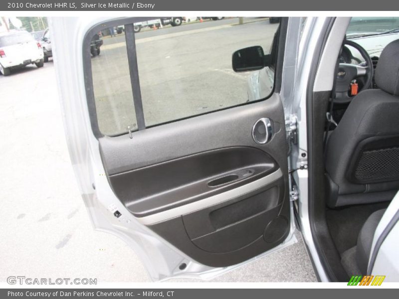 Silver Ice Metallic / Ebony 2010 Chevrolet HHR LS