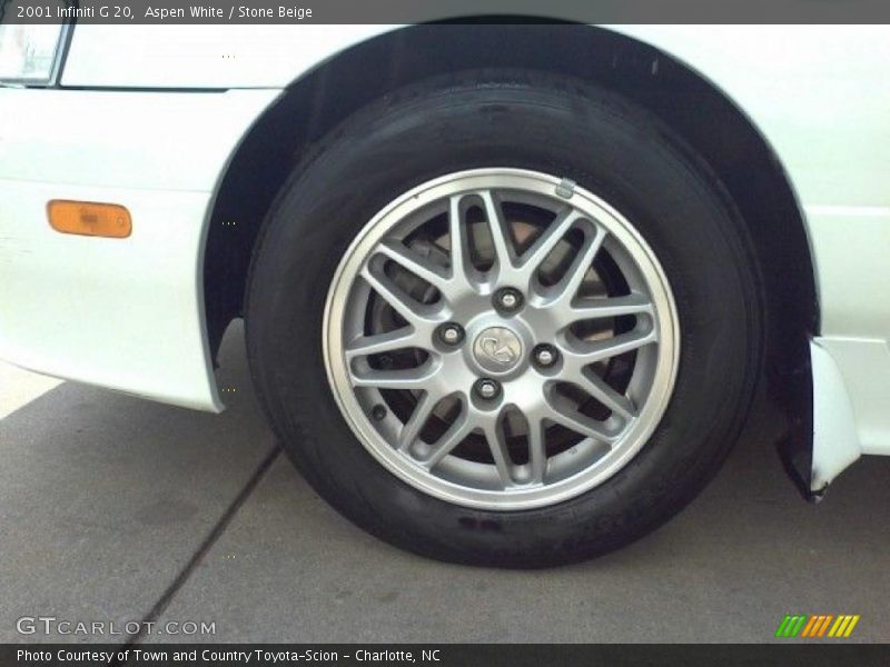Aspen White / Stone Beige 2001 Infiniti G 20