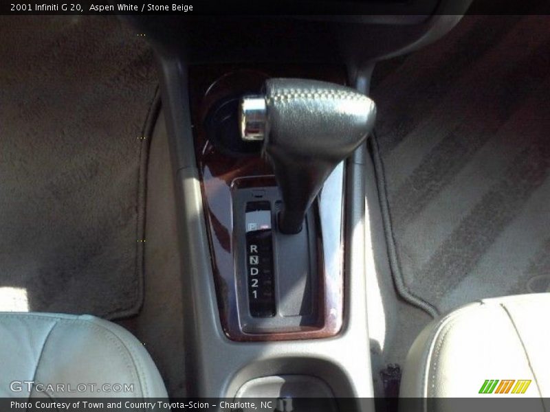 Aspen White / Stone Beige 2001 Infiniti G 20